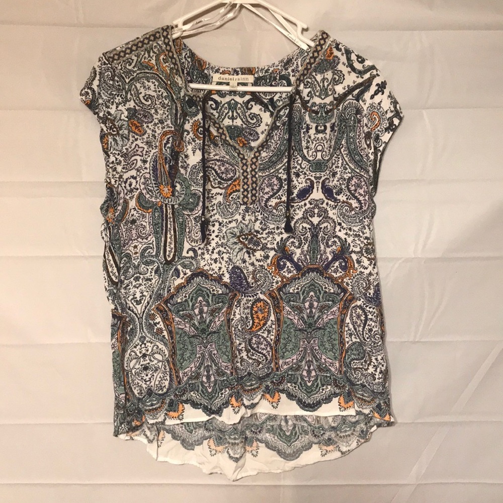 Danielrainn Women’s Top